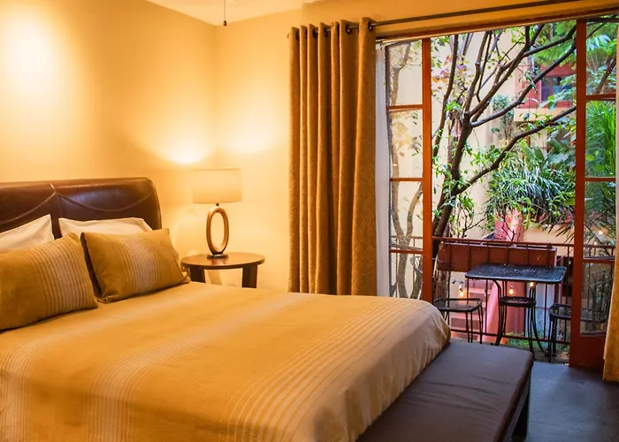 The Red Tree House Bed & Breakfast 3*