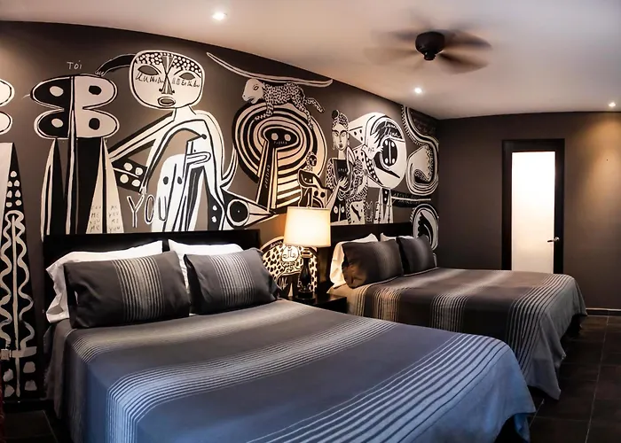 The Red Tree House Bed & Breakfast Mexico City